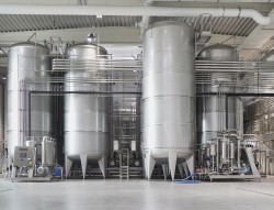 Storage tanks for cider