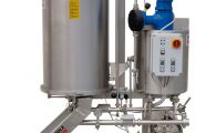 Manually discharged filters for fruit juices
