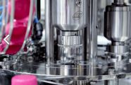 Screw capping machines