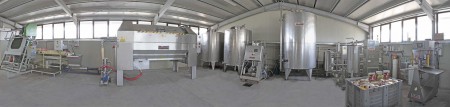 Complete systems for the production of fruit juices Complete systems for the production of fruit juices