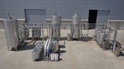 Ozonizers/Water treatment systems